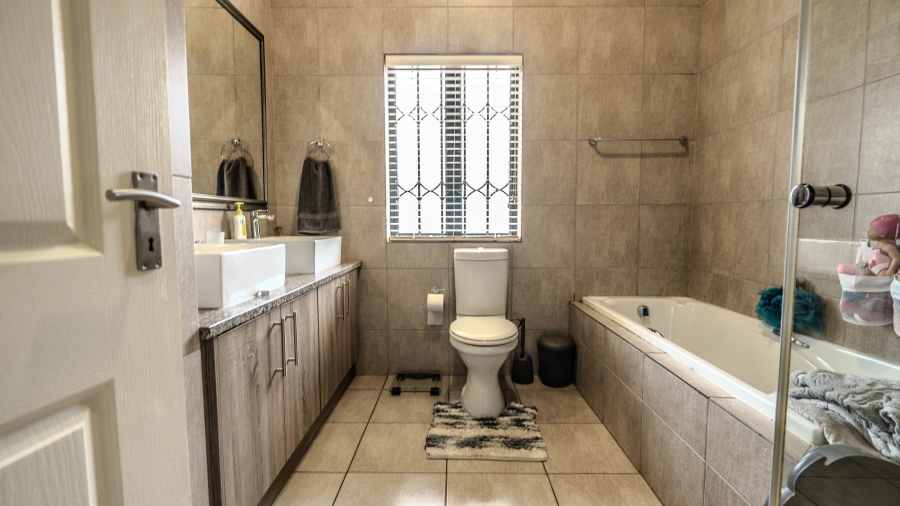 3 Bedroom Property for Sale in Sonkring Western Cape